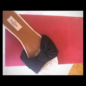 Valentino black suede raffia sandals